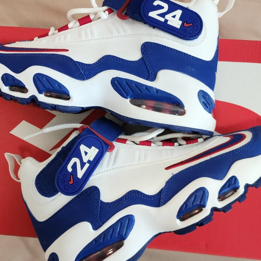 NWOT Nike GSB Griffey Max Youth Size 5.5 US